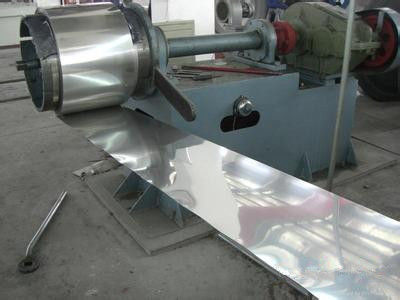 NO.4 MIRROR Vibration 304L 304 Stainless Steel Coil / Roll Low Alloy For Structural Decoration