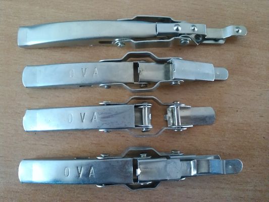 Galvanized Steel Metal Stamping Parts in Automotive / Electrical / Building / Furniture