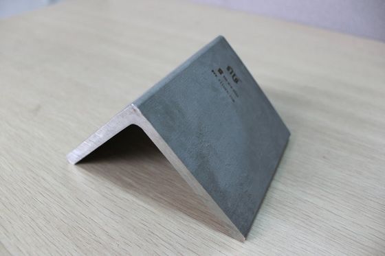 JIS G4303 G4317 Blasting 300 Series Stainless Steel Angle Bar ASTM A479