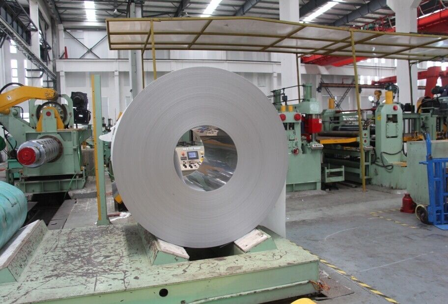 BS 1449 , DIN17460 , DIN 17441 Hot / Cold Rolled Steel Coil Strips 2B , BA Finish