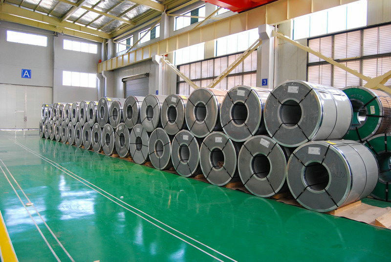TISCO / ZPSS Cold Rolled Stainless Steel Protection Slit Edge And HL Surface Finishing