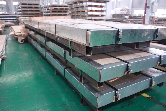 2B Cold Rolled 304 Stainless Steel Strip For Construction / Ship Building Industry