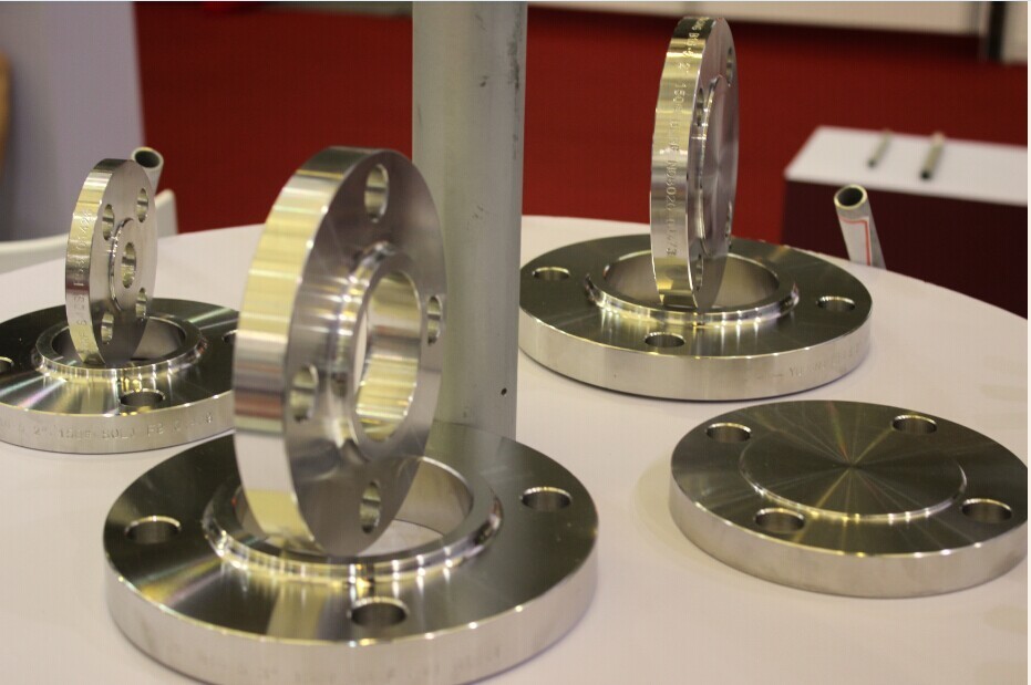 Steel Flanges, ASTM A217 C5, C12, CASTING FLANGE ,A216 WPCB, WC6 WC9, A351.CF3, CF8, CF3M, CF8M, CF8C