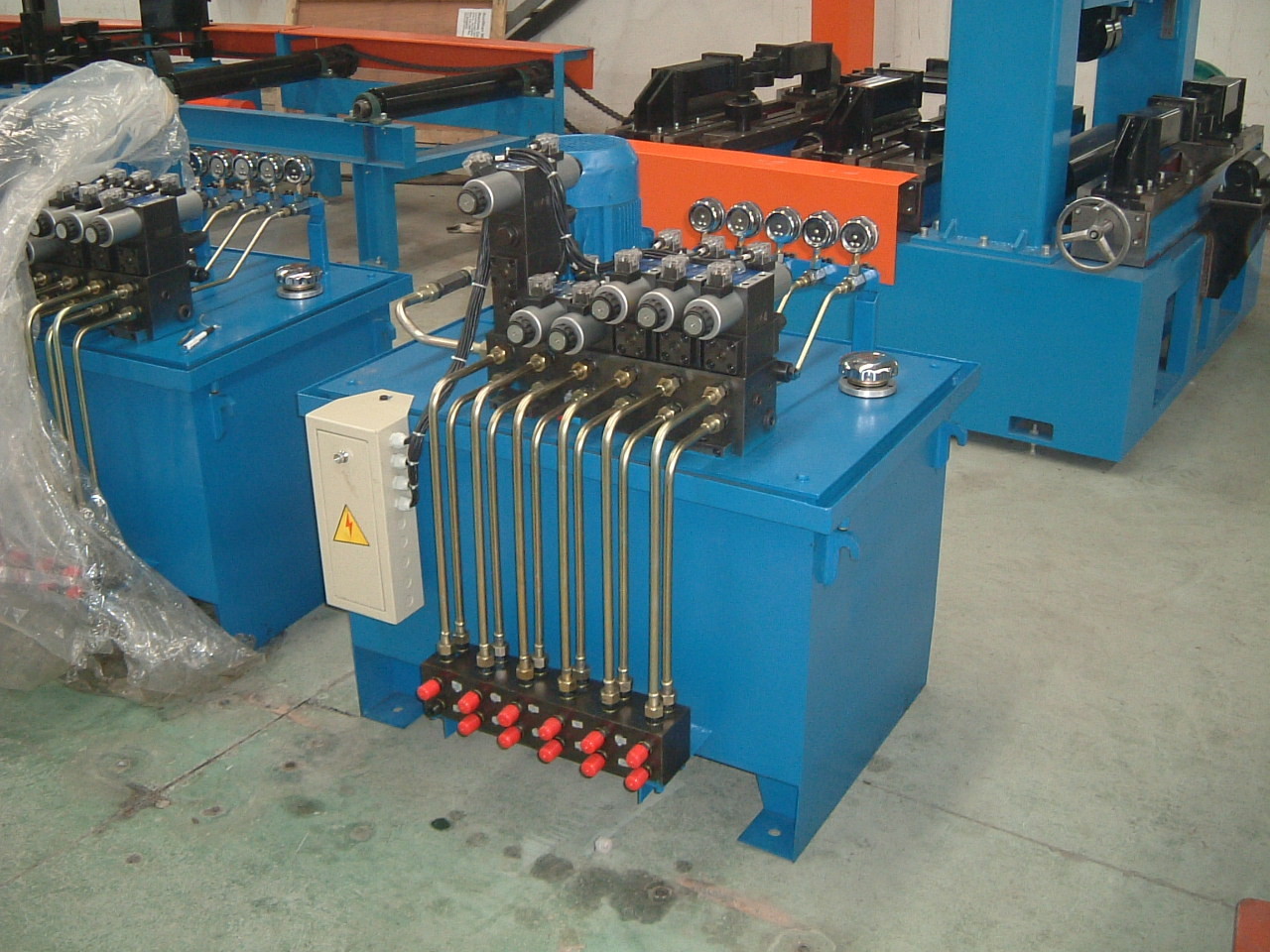 Horizontal Assembly H beam Production Line , Industrial Steel Flange H Beam Straightening Machine